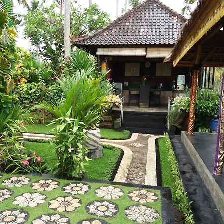Villa Gede Private Guest House Selemadeg  Exterior photo