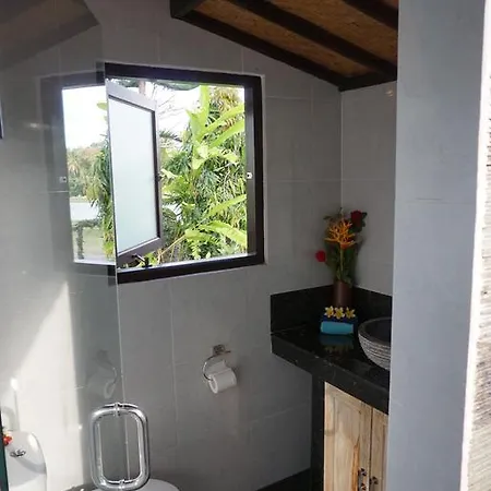 Villa Gede Private Guest House Selemadeg  Exterior photo