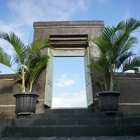 Villa Gede Private Guest House Selemadeg  Exterior photo