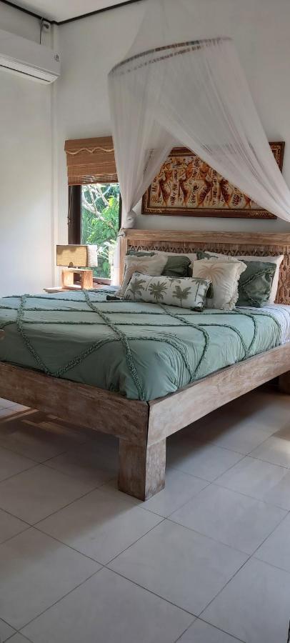 Gede Private Selemadeg (Bali)
