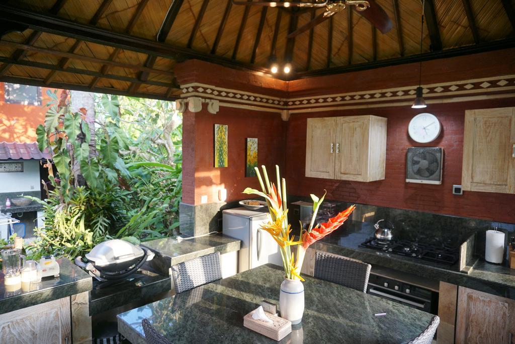 Gede Private Selemadeg (Bali)