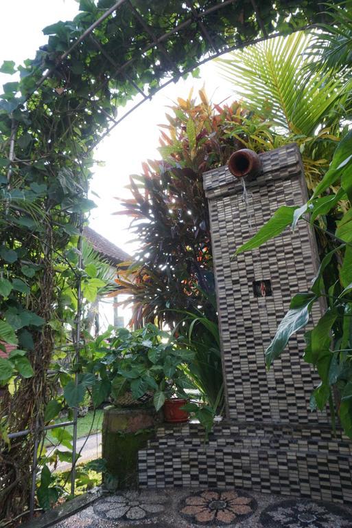 Gede Private Villa *